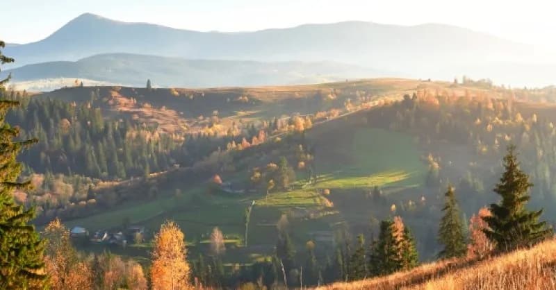 Gdzie w góry jesienią? Odkryj najpiękniejsze trasy i widoki