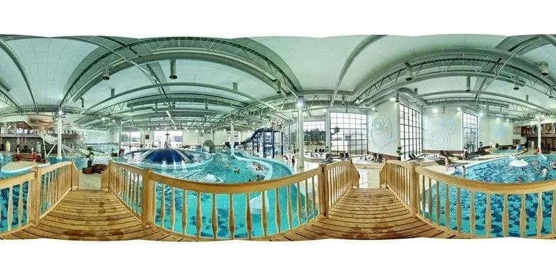 Ile osób może jednocześnie przebywać na basenie w CRS Zielona Góra?