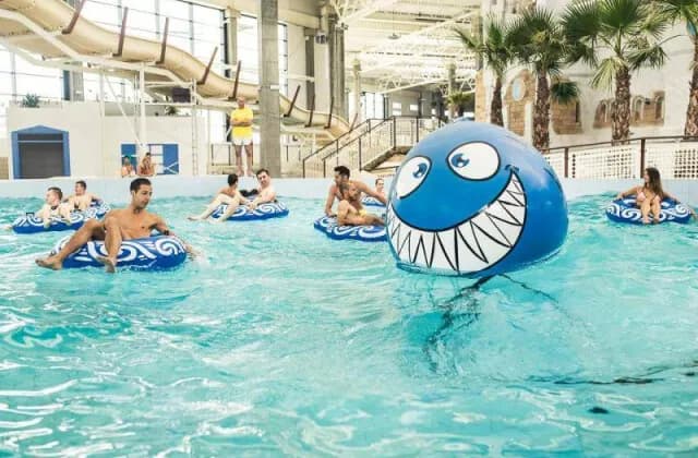 Niezapomniane atrakcje w aquaparku Reda, które musisz poznać
