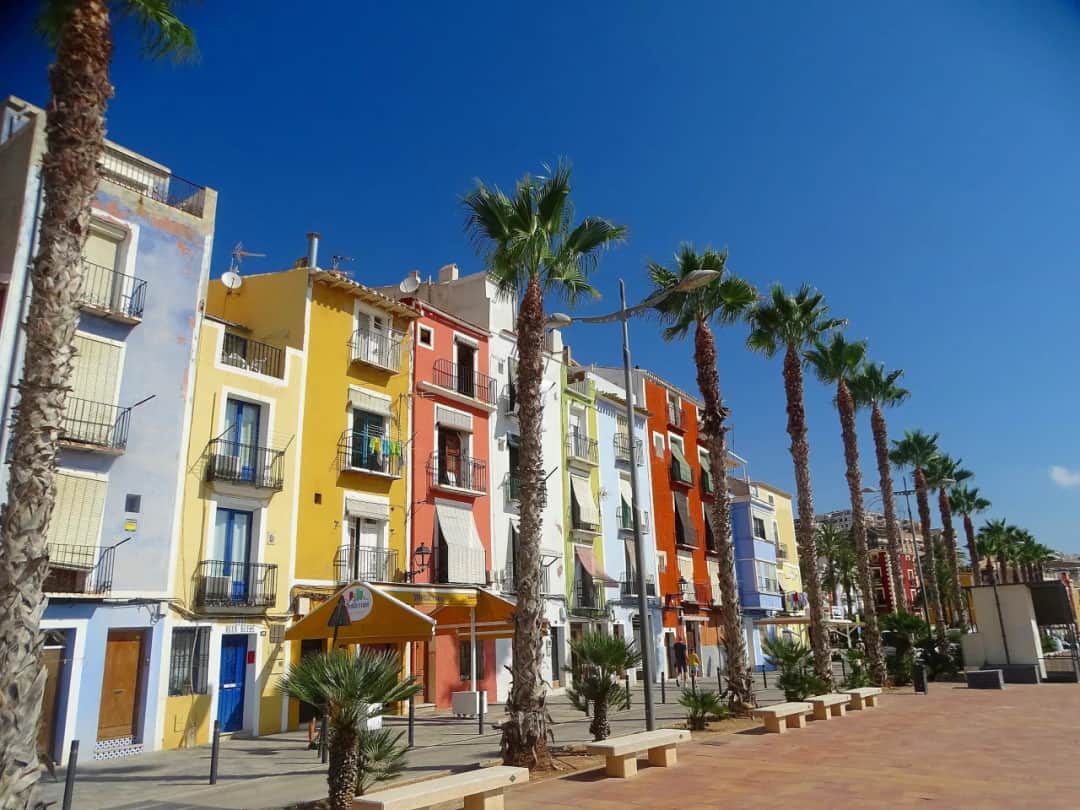 Hiszpania gdzie ciepło w grudniu - najlepsze miejsca na zimowy wypoczynek