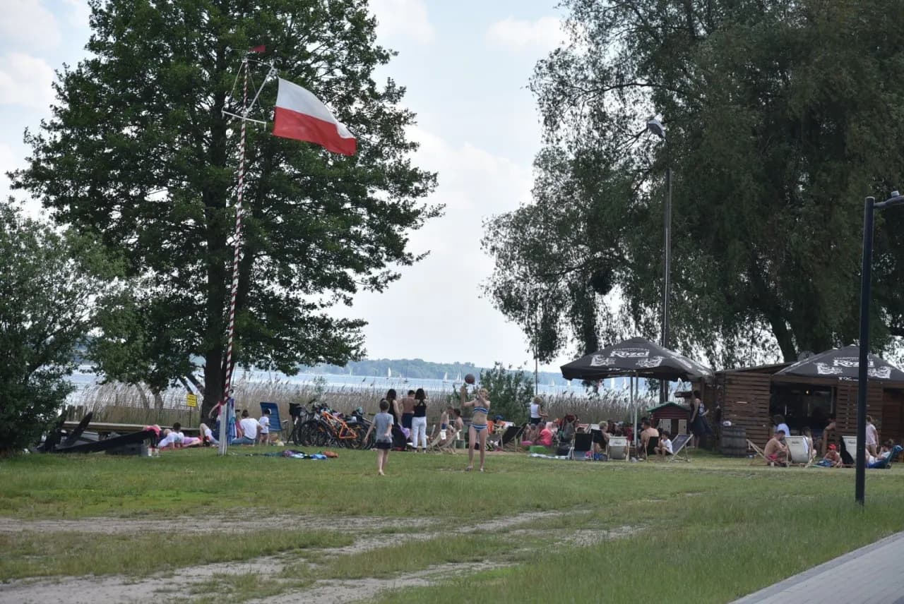 Przybrodzin atrakcje: odkryj najpiękniejsze miejsca na wypoczynek